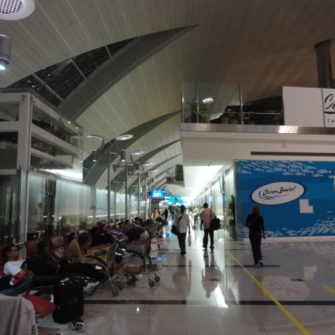 Dubai - the airport that never sleeps - being30.com