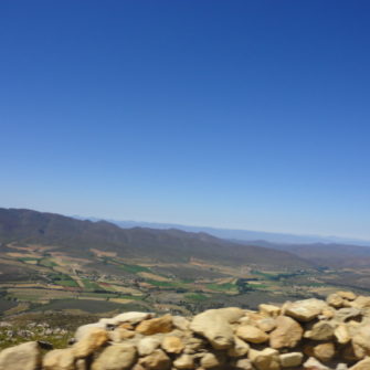 The Klein Karoo and Oudtshoorn - Black Mountain Pass - being30.com